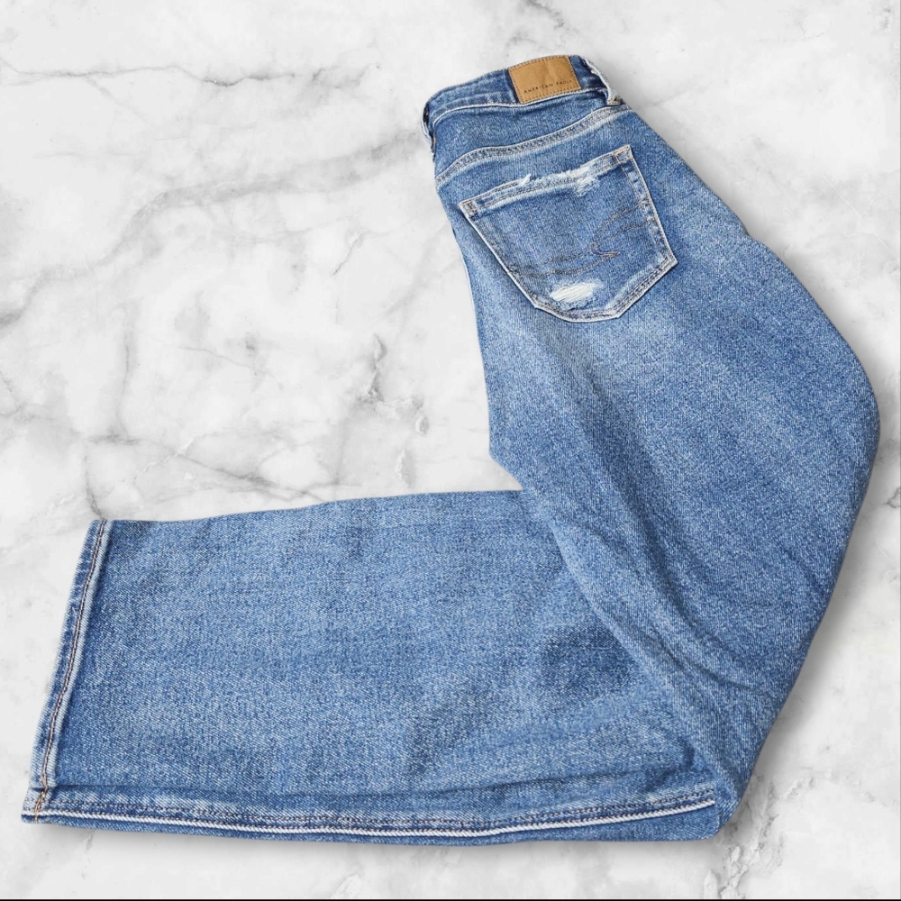 Womens american Eagle Mom Straight Jeans Distressed - Picture 2 of 7